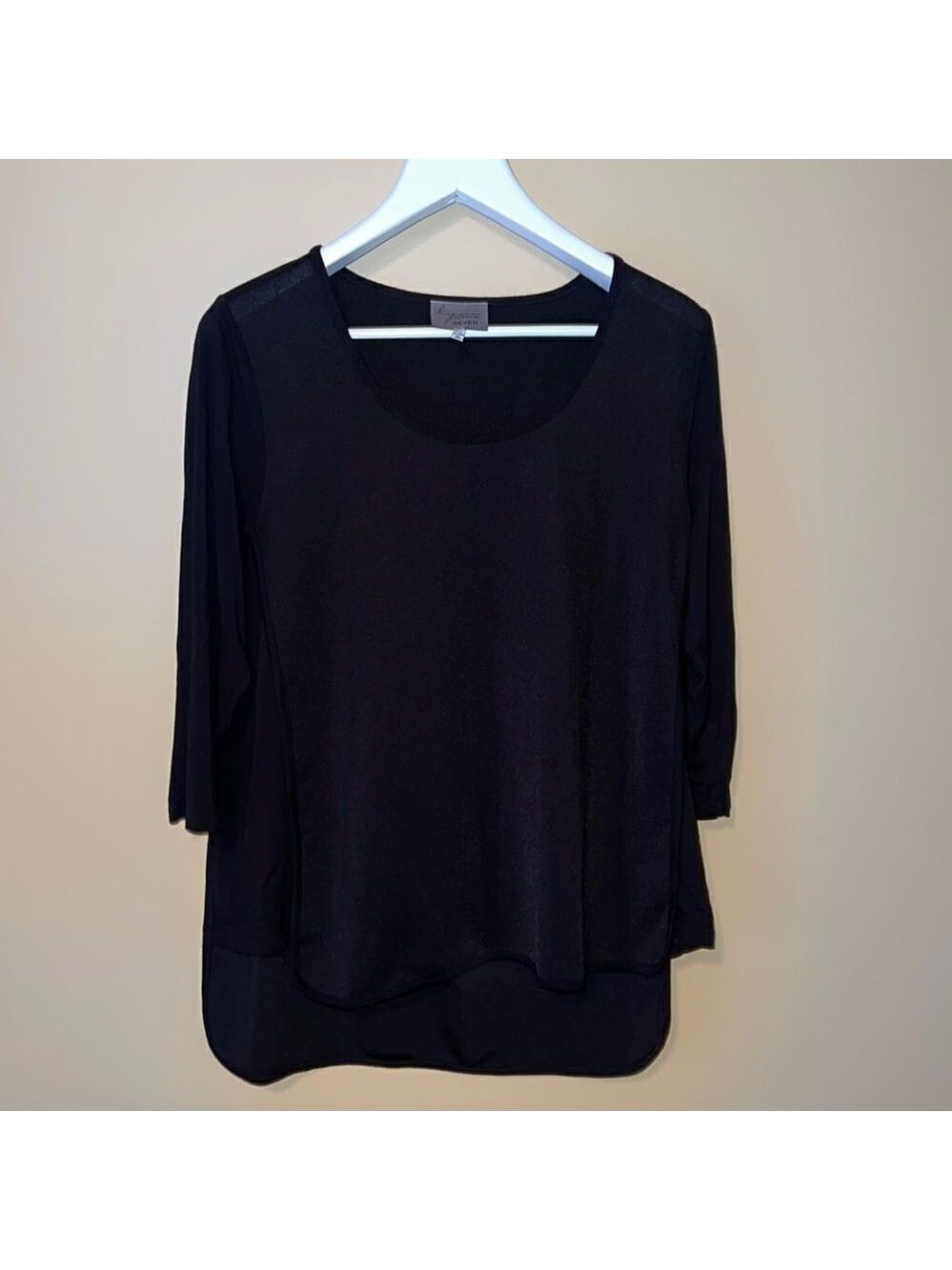 Lynn Ritchie Silver black top. XL. Excellent condition